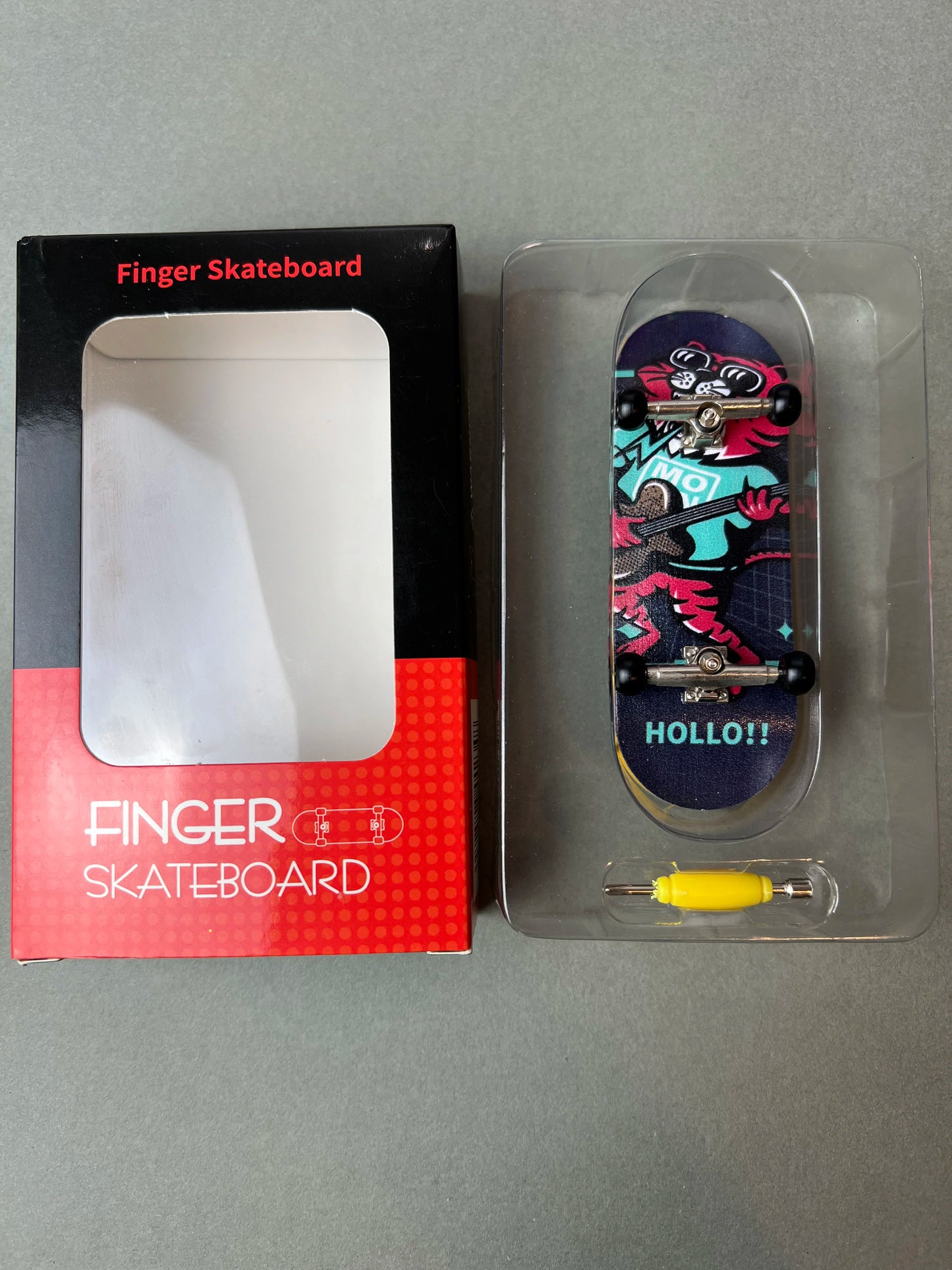 Gato Guitarra Hollo de Finger3flip, fingerboard de 34 mm, detalle de la tabla montada