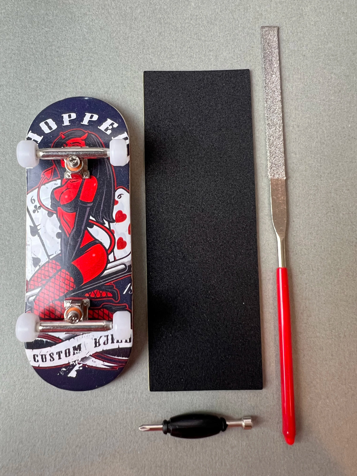 Infernal Diva de Finger3flip, fingerboard Pro de 34 mm, detalle de la tabla montada