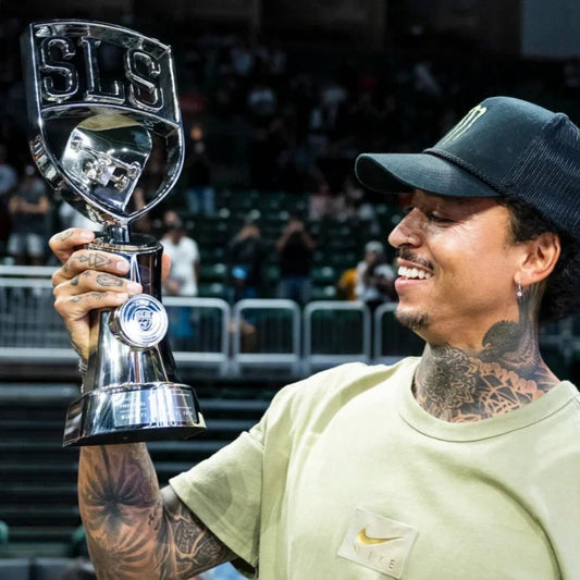 Nyjah Huston se corona otra vez y tú… ¿ya dominas tu fingerboard?